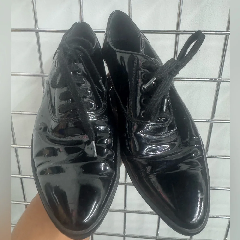Hogan Black Patent Leather Lace-Up Trainers Womens Size 37.5 US 7.5 Italy